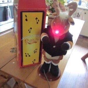 Vtg Rudolph the Red nose reindeer animated ac adater singing rudolph 18 in